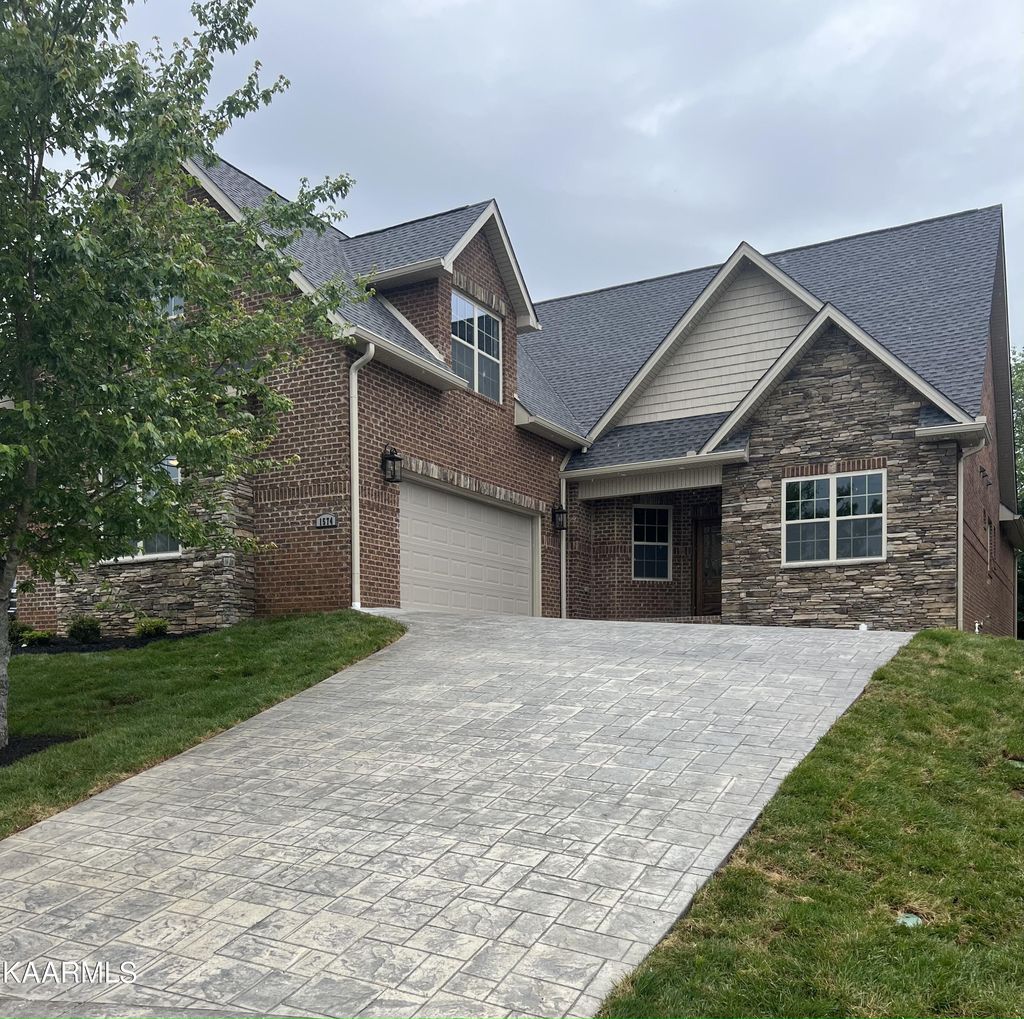 Photo of 1574 Tsuga Drive, Alcoa, TN 37701 (MLS # 1216026)