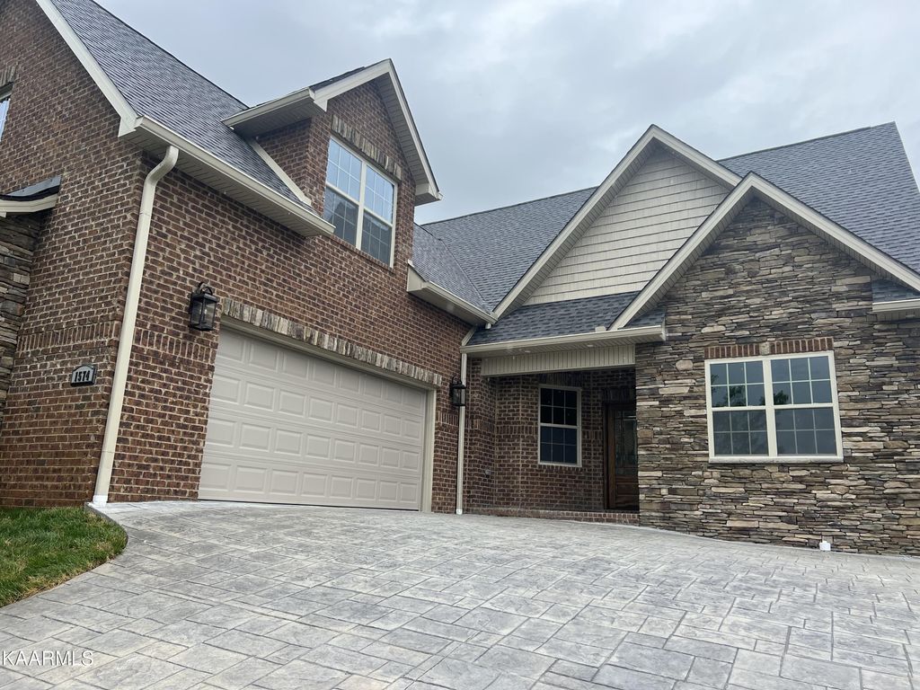 Photo of 1574 Tsuga Drive, Alcoa, TN 37701 (MLS # 1216026)