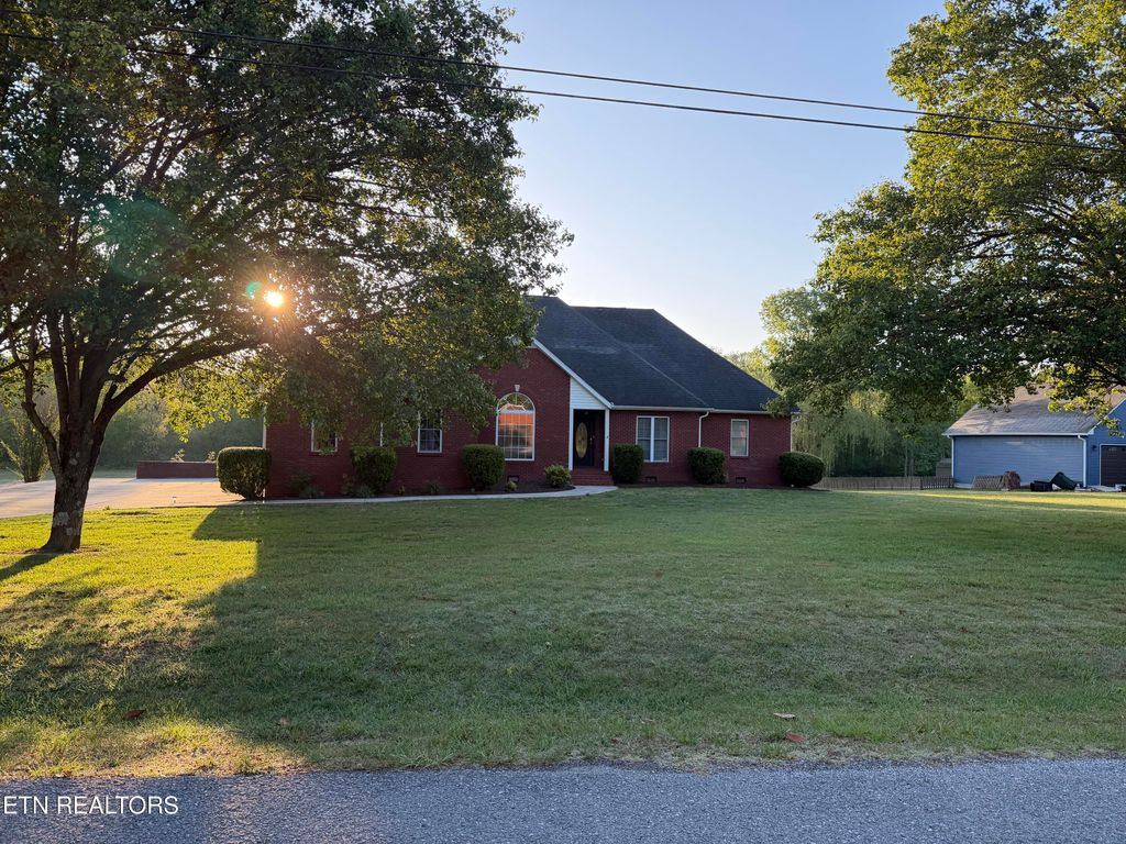 Photo of 3547 S Pointe Rd, Cookeville, TN 38506 (MLS # 1337700)