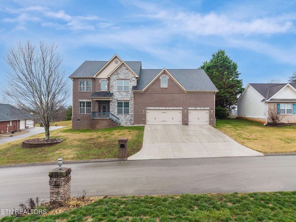 Photo of 3416 Roy Ave, Maryville, TN 37804 (MLS # 1324003)