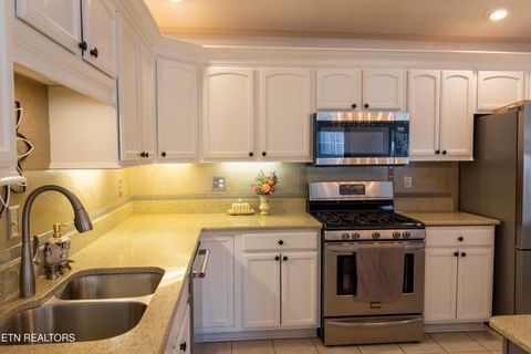 Tiny photo for 6800 Pemmbrooke Shire Lane, Knoxville, TN 37909 (MLS # 1318234)