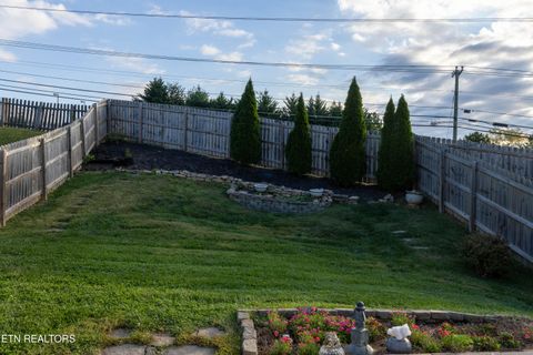 Tiny photo for 6800 Pemmbrooke Shire Lane, Knoxville, TN 37909 (MLS # 1318234)