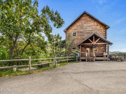 Tiny photo for 1876 Billard Way, Sevierville, TN 37876 (MLS # 1355580)