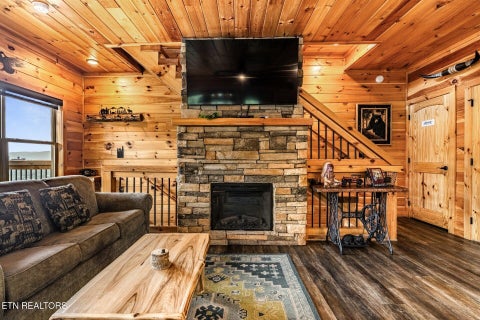 Tiny photo for 1876 Billard Way, Sevierville, TN 37876 (MLS # 1355580)