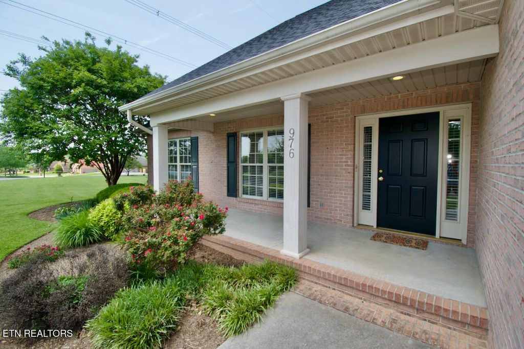 Photo of 976 Andover Blvd, Alcoa, TN 37701 (MLS # 1299271)