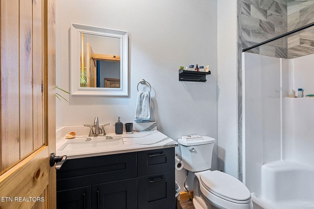 Photo of 113 Allens Way Way, Crossville, TN 38572 (MLS # 1328700)