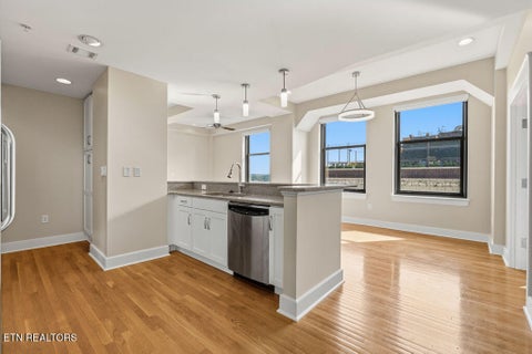 Tiny photo for 531 S Gay St #901, Knoxville, TN 37902 (MLS # 1330935)