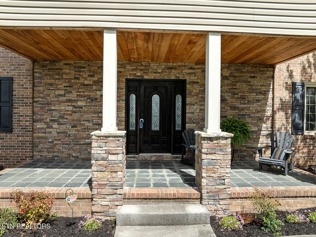 Photo of 429 Sugarwood Drive, Knoxville, TN 37934 (MLS # 1335360)