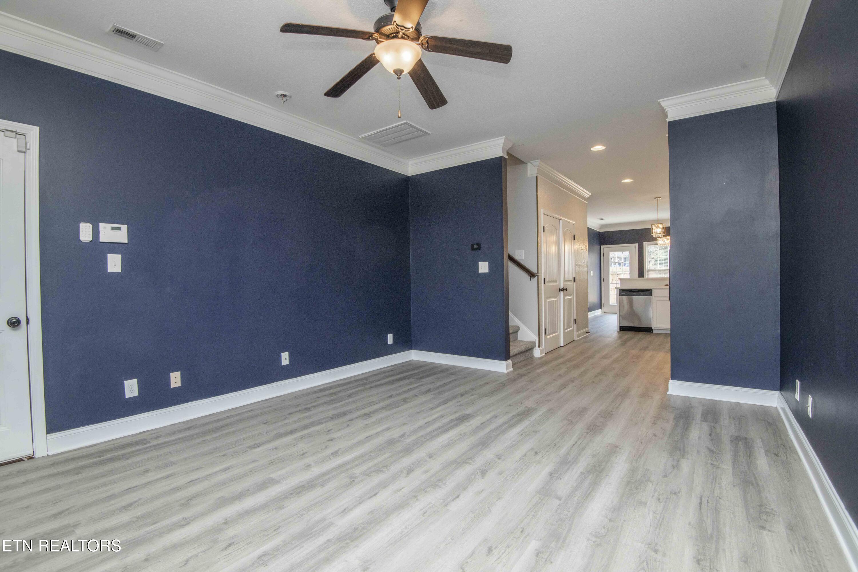 7143 Deer Springs Way