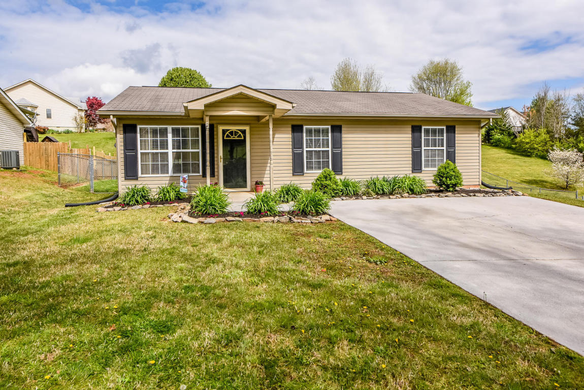 Photo 1 of 23 — 1315 Vaughn Rd, Maryville, TN 37803