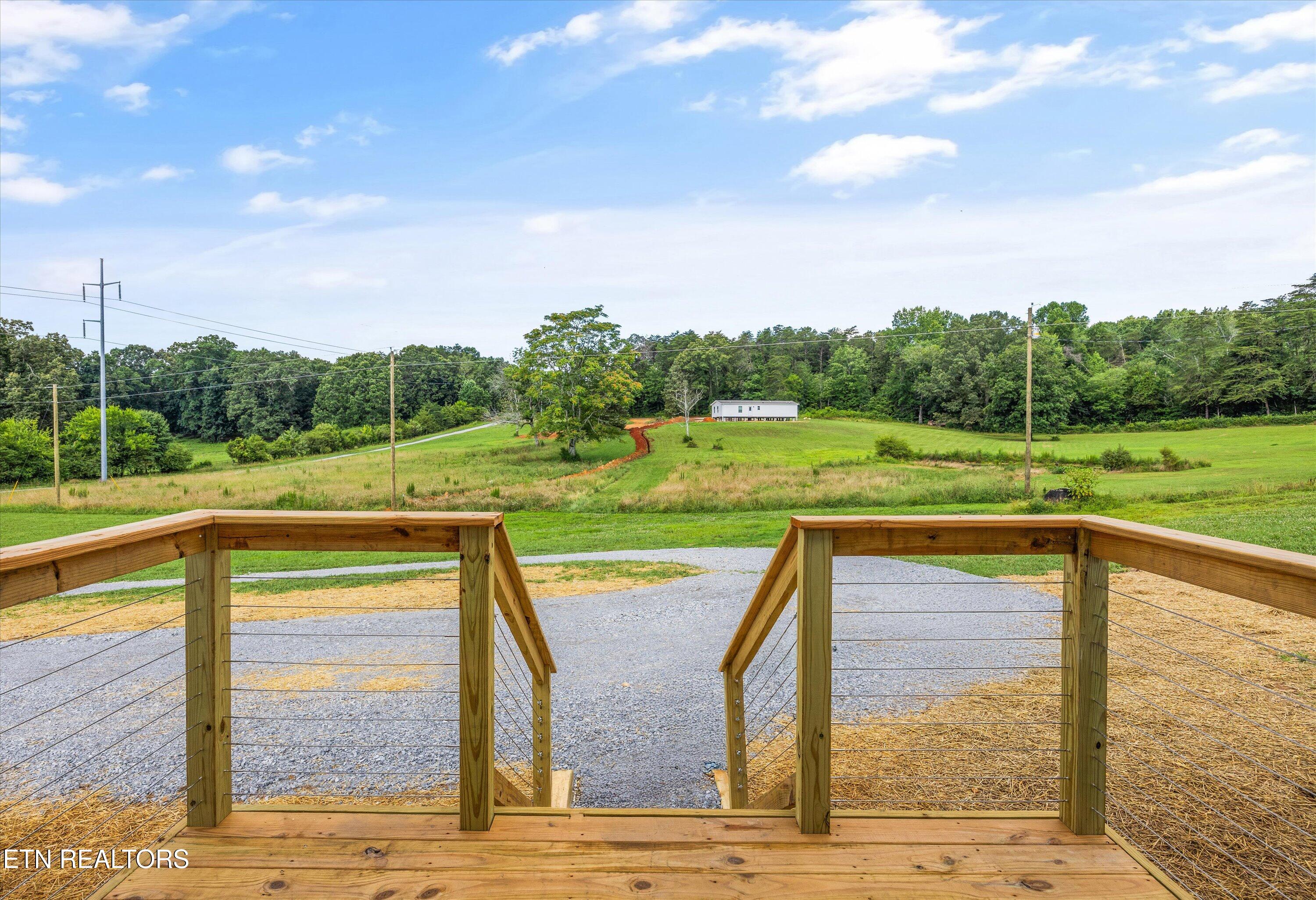 336 Greenbriar Rd