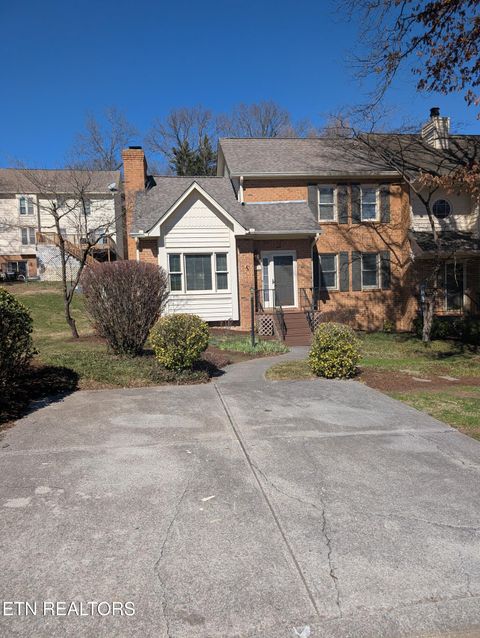 Photo of 915 Miles Court, Knoxville, TN 37923 (MLS # 1332634)