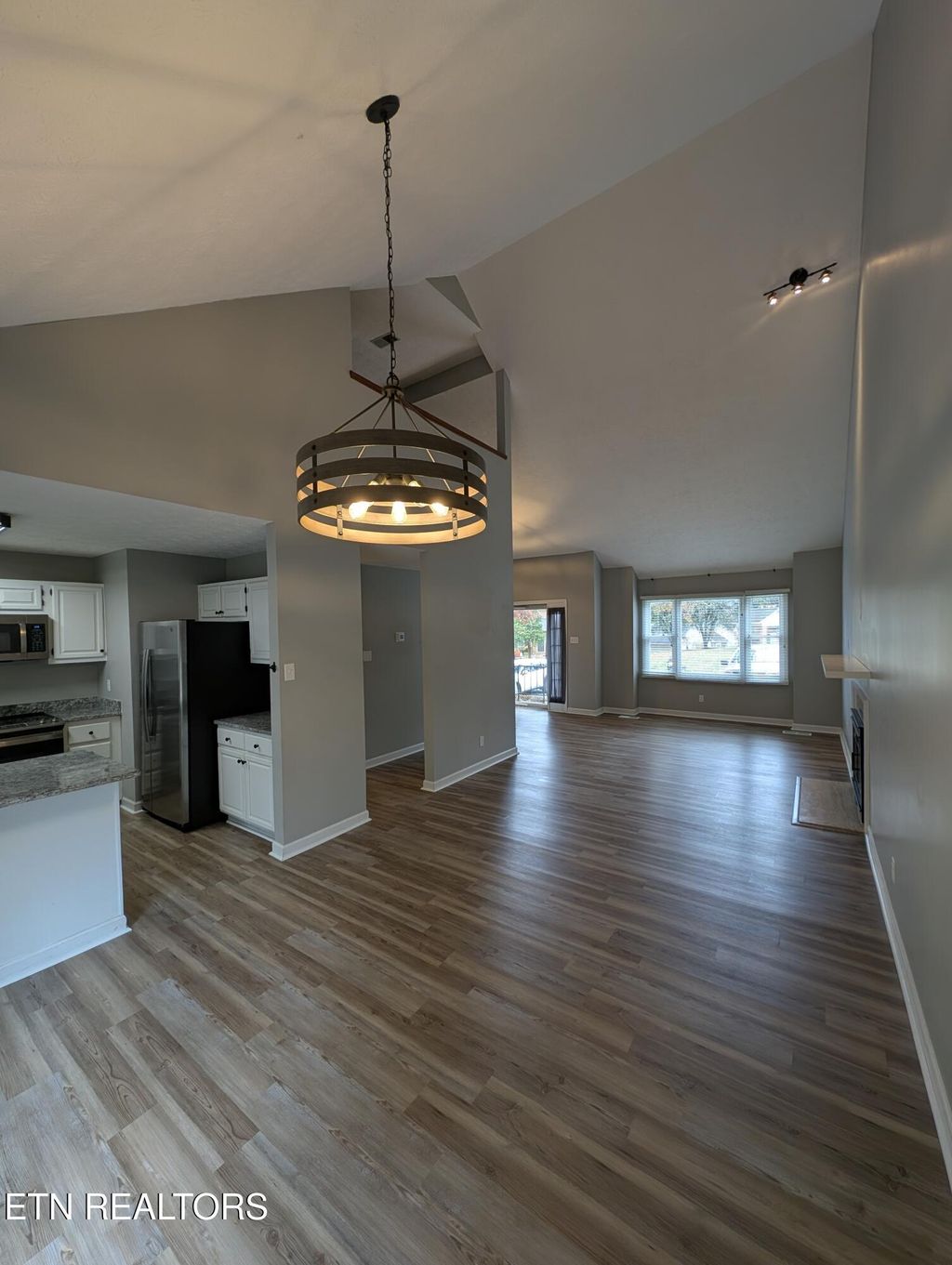 Photo of 915 Miles Court, Knoxville, TN 37923 (MLS # 1332634)