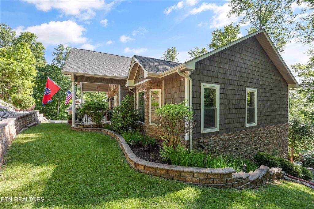 Photo of 180 Silver Tr, New Tazewell, TN 37825 (MLS # 1340947)
