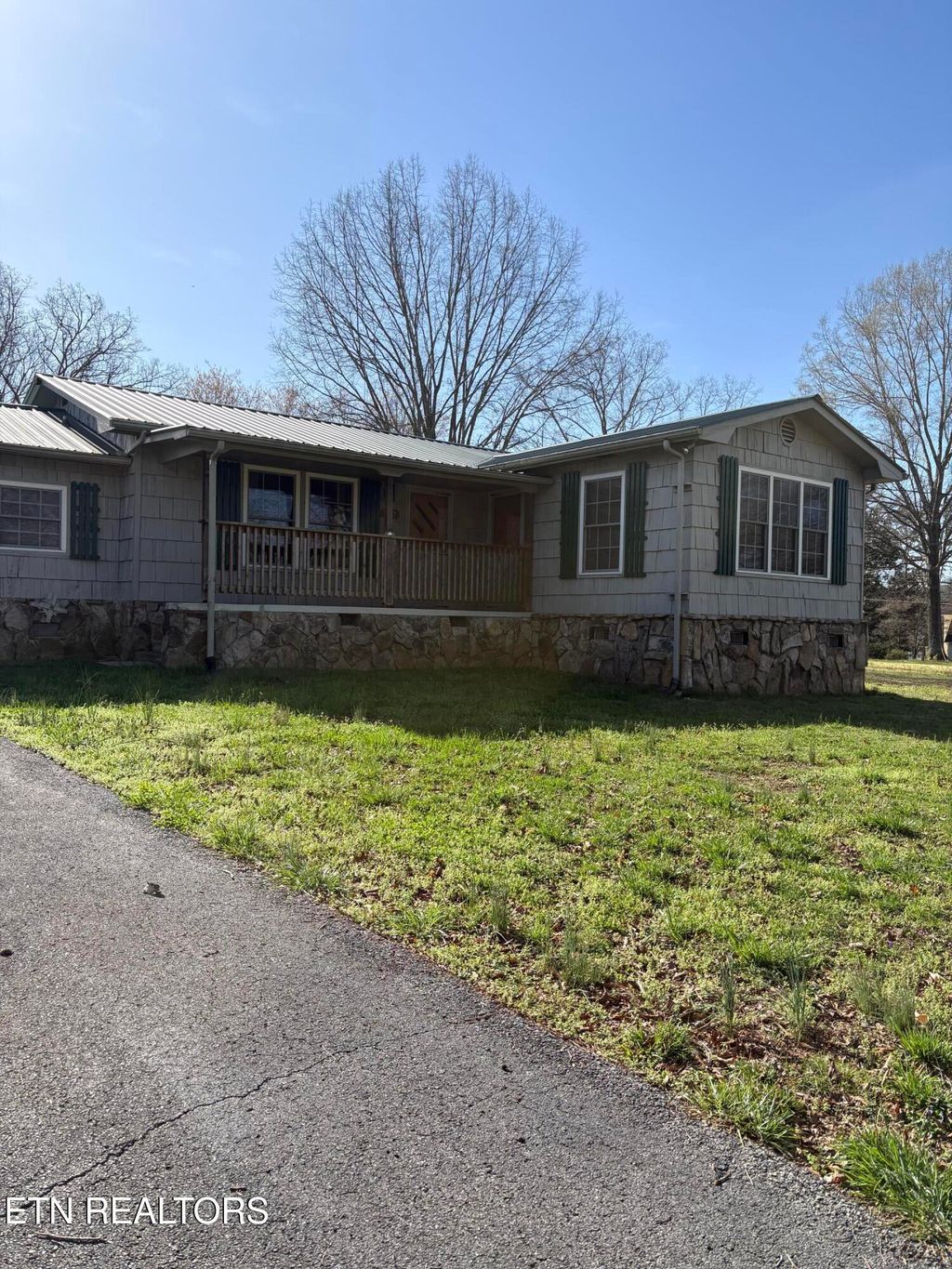 Photo of 347 Blue Springs Circle, Ten Mile, TN 37880 (MLS # 1332617)