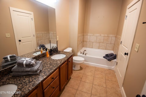 Tiny photo for 445 W Blount Ave #303, Knoxville, TN 37920 (MLS # 1351340)