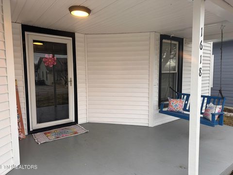 Tiny photo for 1618 Branner St, Knoxville, TN 37917 (MLS # 1329941)