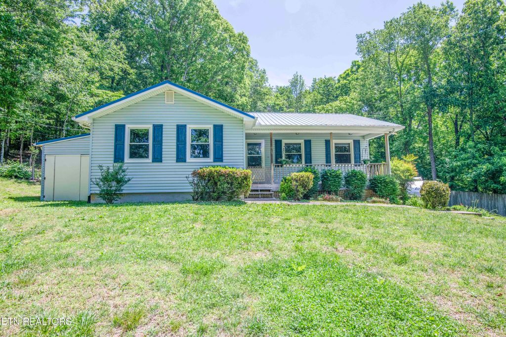 Photo of 116 Stair Lane, Clinton, TN 37716 (MLS # 1339079)