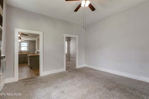 Tiny photo for 914 Ohio Ave, Etowah, TN 37331 (MLS # 1349985)