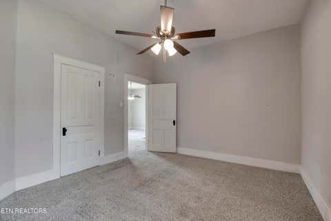 Tiny photo for 914 Ohio Ave, Etowah, TN 37331 (MLS # 1349985)