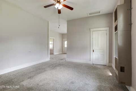Tiny photo for 914 Ohio Ave, Etowah, TN 37331 (MLS # 1349985)