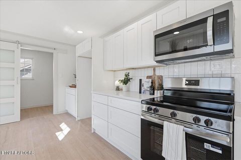 Tiny photo for 605 Summerdale Drive, Knoxville, TN 37934 (MLS # 1337776)