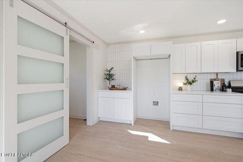 Tiny photo for 605 Summerdale Drive, Knoxville, TN 37934 (MLS # 1337776)