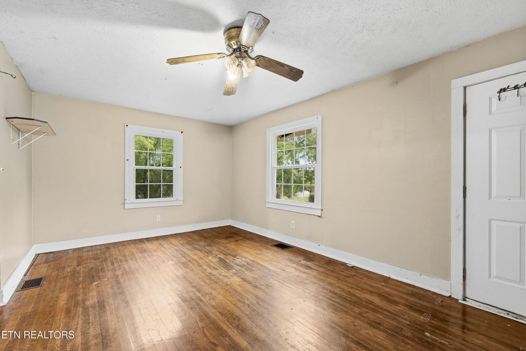 Photo of 713 Rutledge Ave, Morristown, TN 37813 (MLS # 1342752)