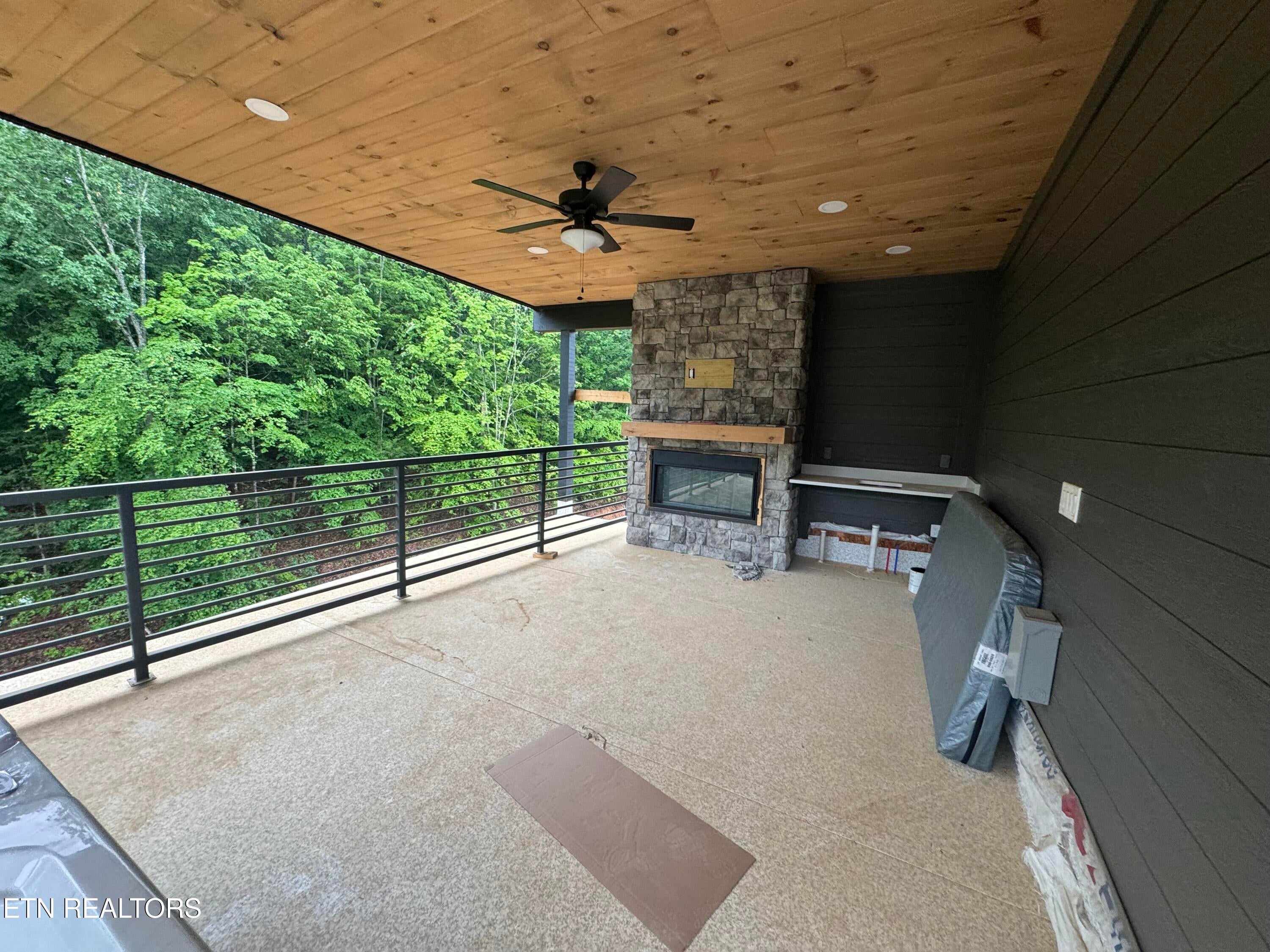 440 Hatchet Way
