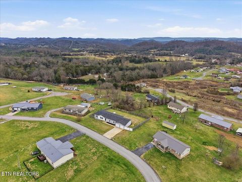 Tiny photo for 158 Elaine Drive, Tazewell, TN 37879 (MLS # 1346667)