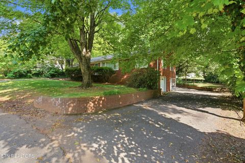 Tiny photo for 504 Hayworth Drive, Knoxville, TN 37920 (MLS # 1341630)