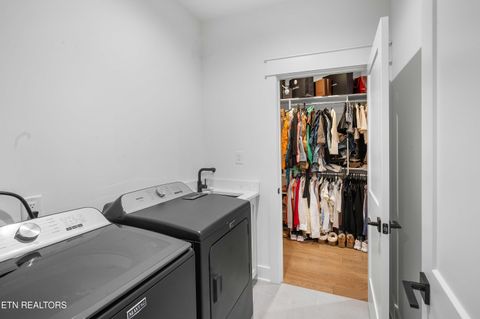 Tiny photo for 9831 Clingmans Dome Drive, Knoxville, TN 37922 (MLS # 1327067)