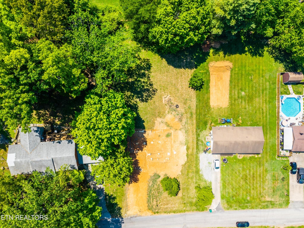 Photo of 827 Walker Ave, Seymour, TN 37865 (MLS # 1351843)