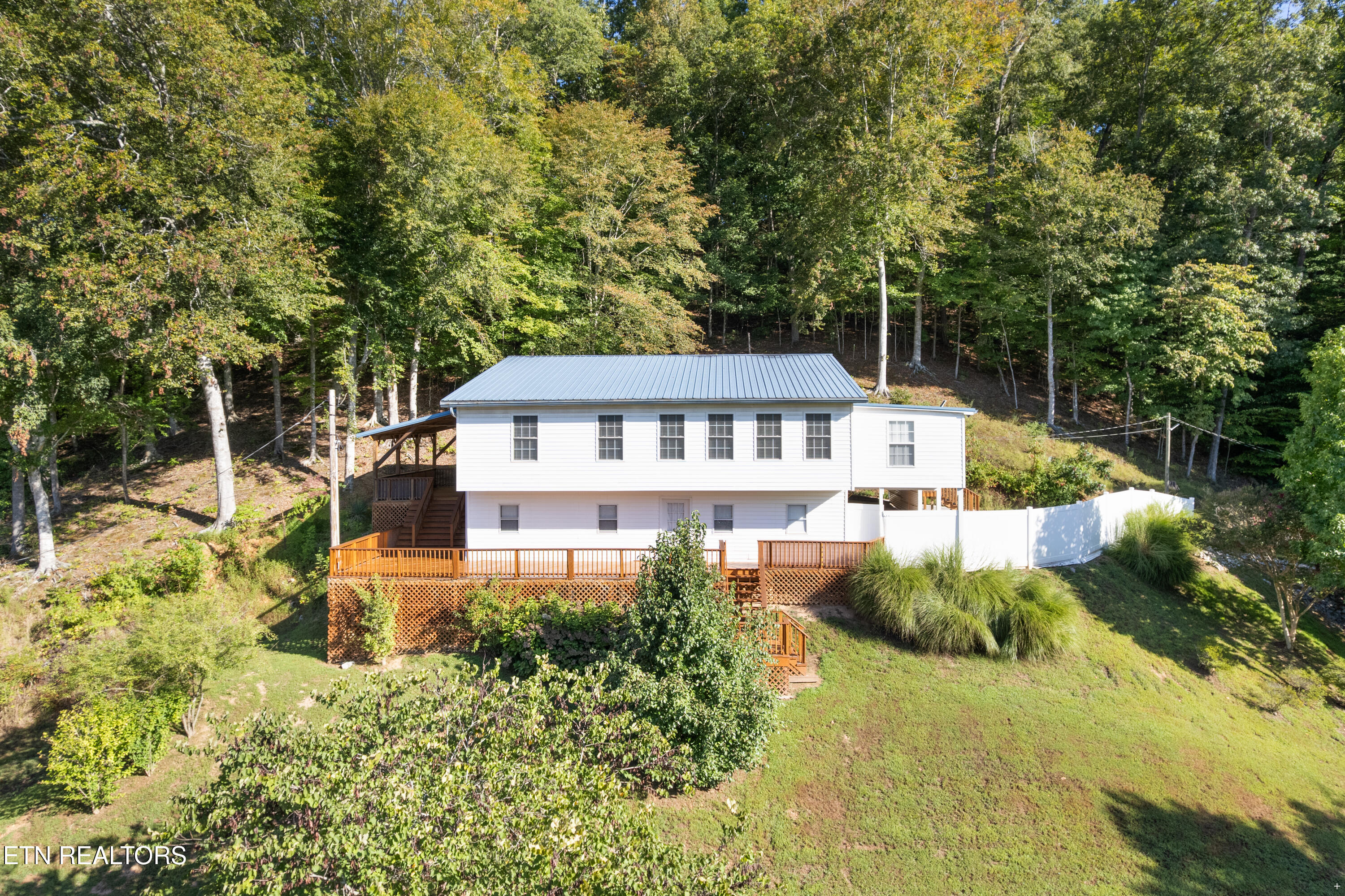 755 Tanglewood Rd