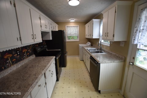 Tiny photo for 127 Amherst Lane, Oak Ridge, TN 37830 (MLS # 1354017)