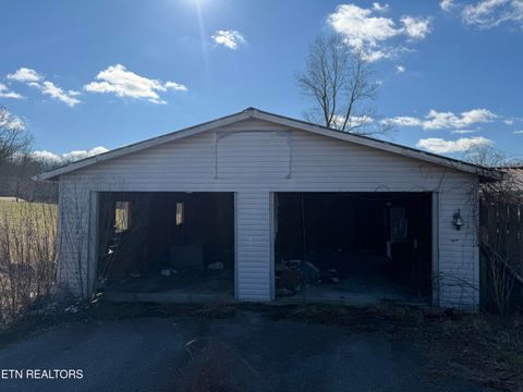 Tiny photo for 4925 Nashville Hwy, Deer Lodge, TN 37726 (MLS # 1328166)