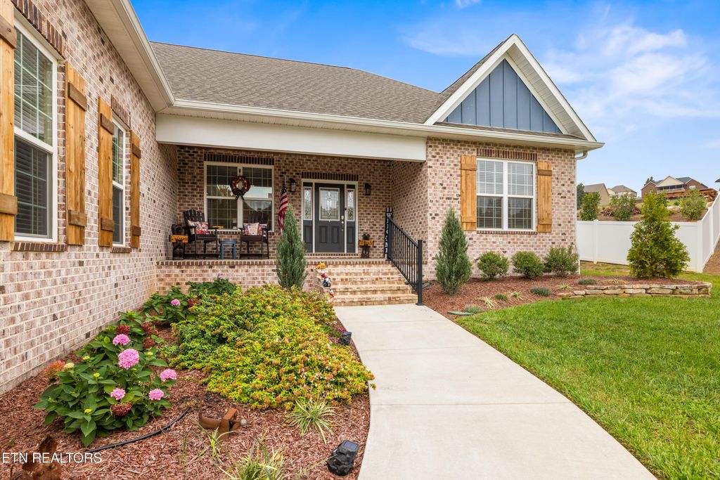 Photo of 8213 Campbells Point Rd, Corryton, TN 37721 (MLS # 1281214)