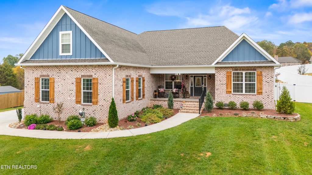 Photo of 8213 Campbells Point Rd, Corryton, TN 37721 (MLS # 1281214)