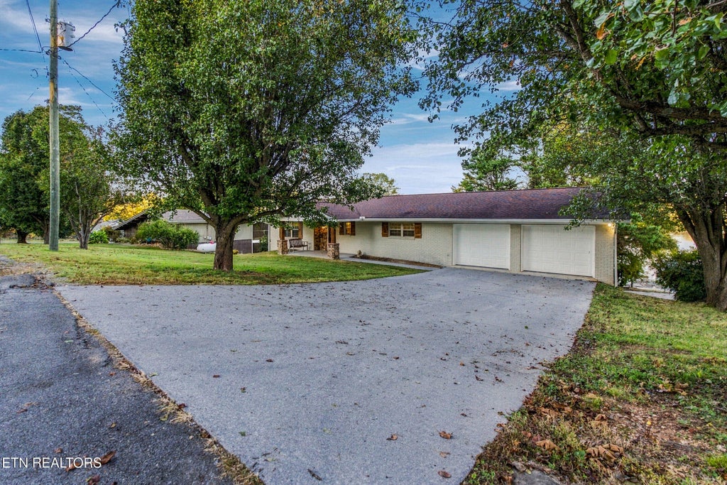 Photo of 348 Lakeside Drive, Friendsville, TN 37737 (MLS # 1360479)