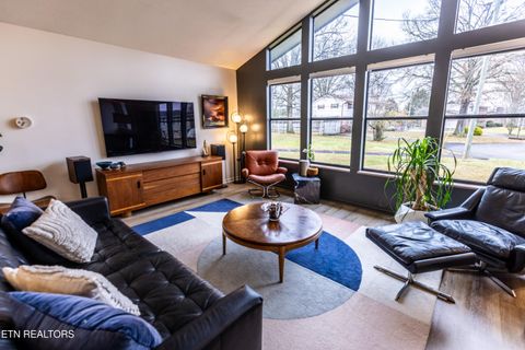 Tiny photo for 8616 Lanier Lane, Knoxville, TN 37923 (MLS # 1323831)