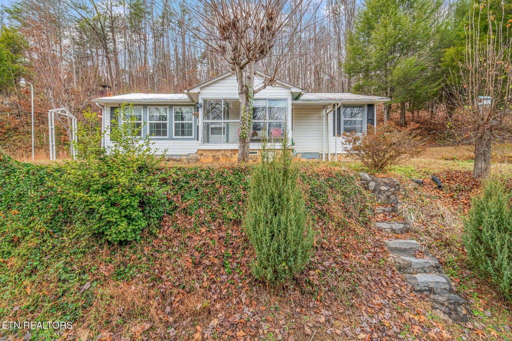 Photo of 3089 Cedar Creek Rd, LaFollette, TN 37766 (MLS # 1323545)
