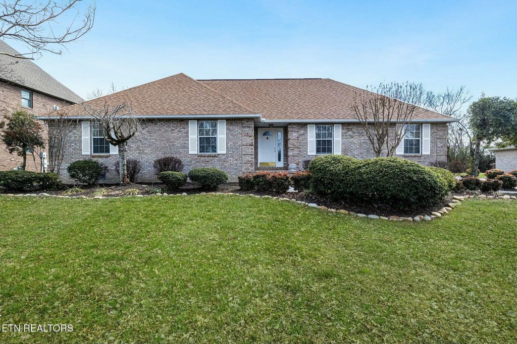 Photo of 917 Andover Blvd, Alcoa, TN 37701 (MLS # 1290701)