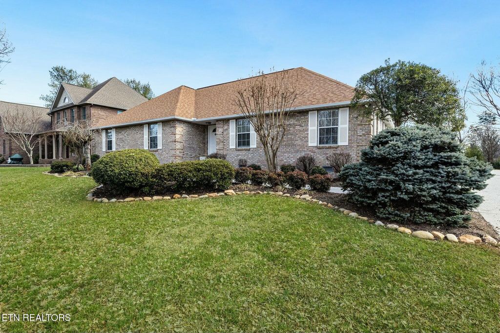 Photo of 917 Andover Blvd, Alcoa, TN 37701 (MLS # 1290701)