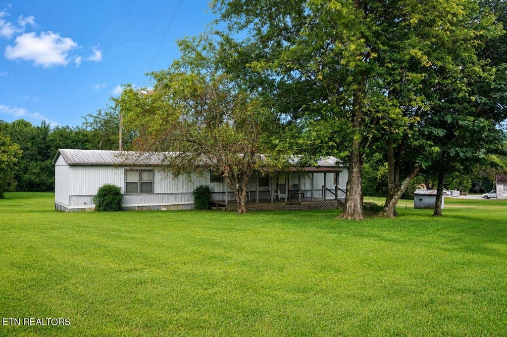 Photo of 64 Westel Rd, Rockwood, TN 37854 (MLS # 1352287)