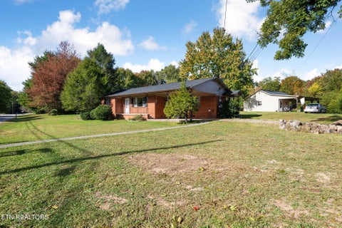 Tiny photo for 114 Broyles Rd, Spring City, TN 37381 (MLS # 1360299)