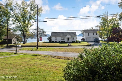 Tiny photo for 114 Broyles Rd, Spring City, TN 37381 (MLS # 1360299)