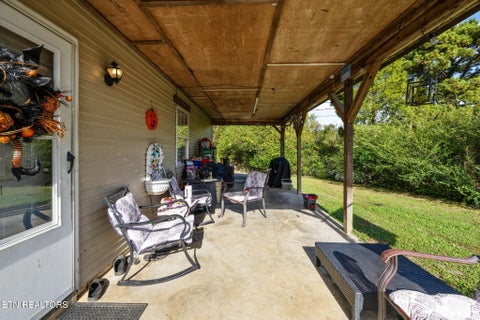 Tiny photo for 114 Broyles Rd, Spring City, TN 37381 (MLS # 1360299)