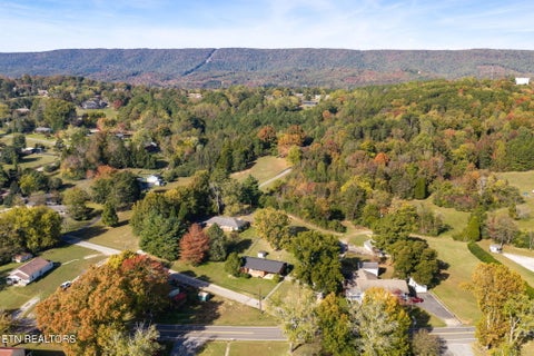 Tiny photo for 114 Broyles Rd, Spring City, TN 37381 (MLS # 1360299)