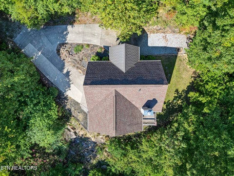 Tiny photo for 203 Nightshade Lane, New Tazewell, TN 37825 (MLS # 1357578)