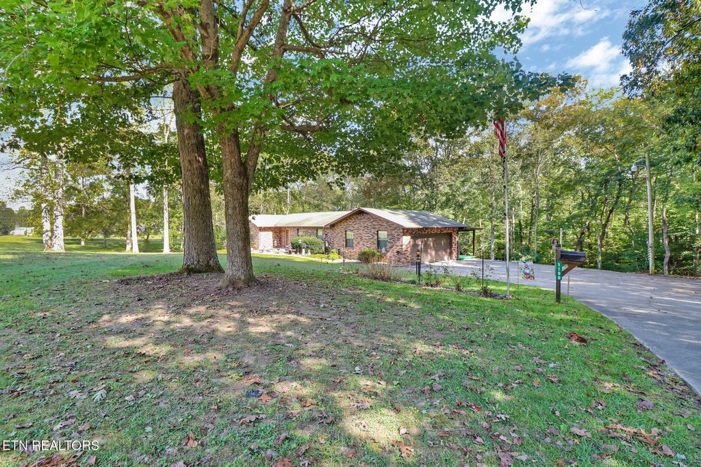 Photo of 1190 Sand Cut Rd, Oneida, TN 37841 (MLS # 1317432)